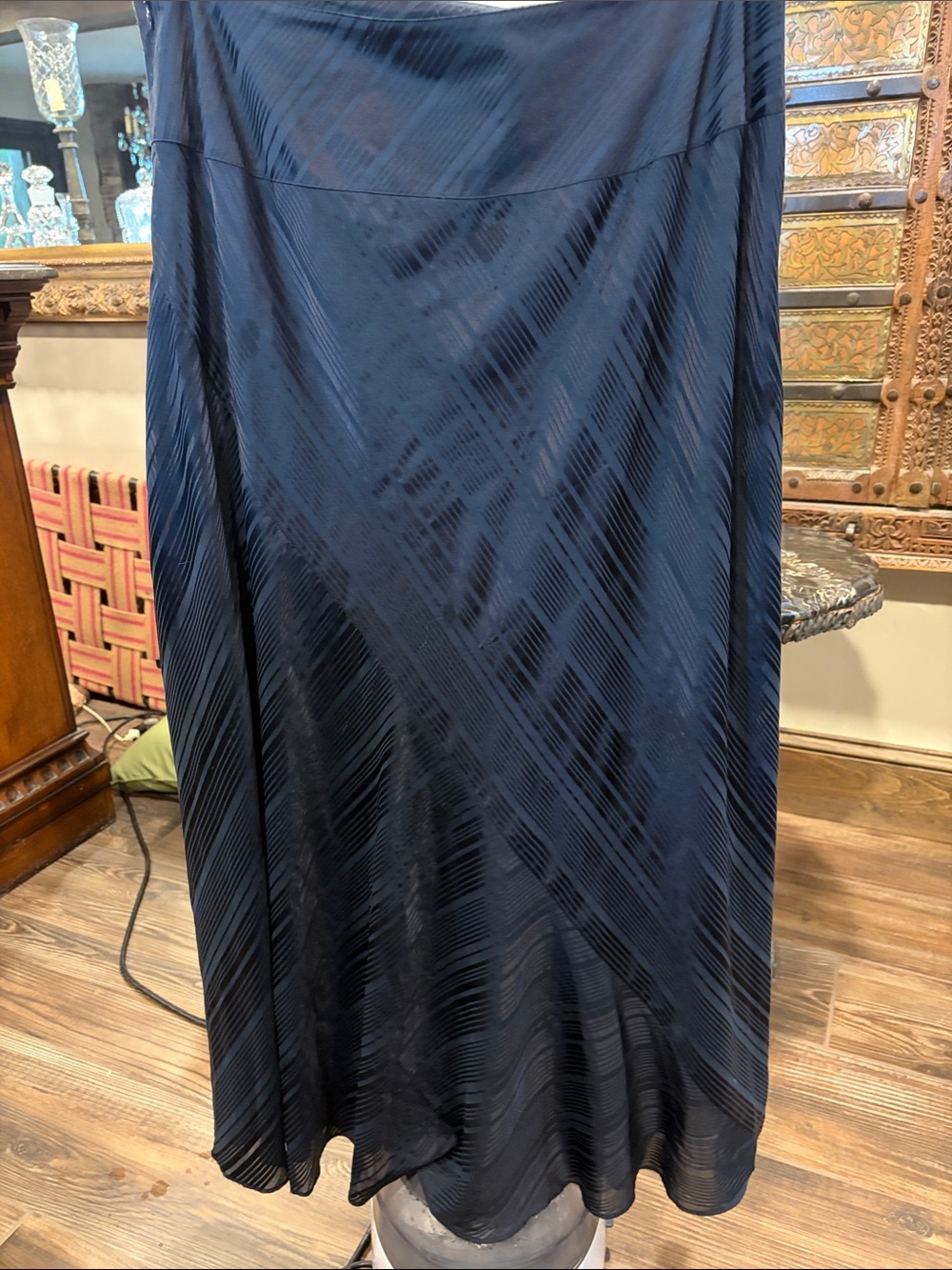 Talbots fully lined Navy Diagonal silk and cotton Maxi Skirt. Size 12.